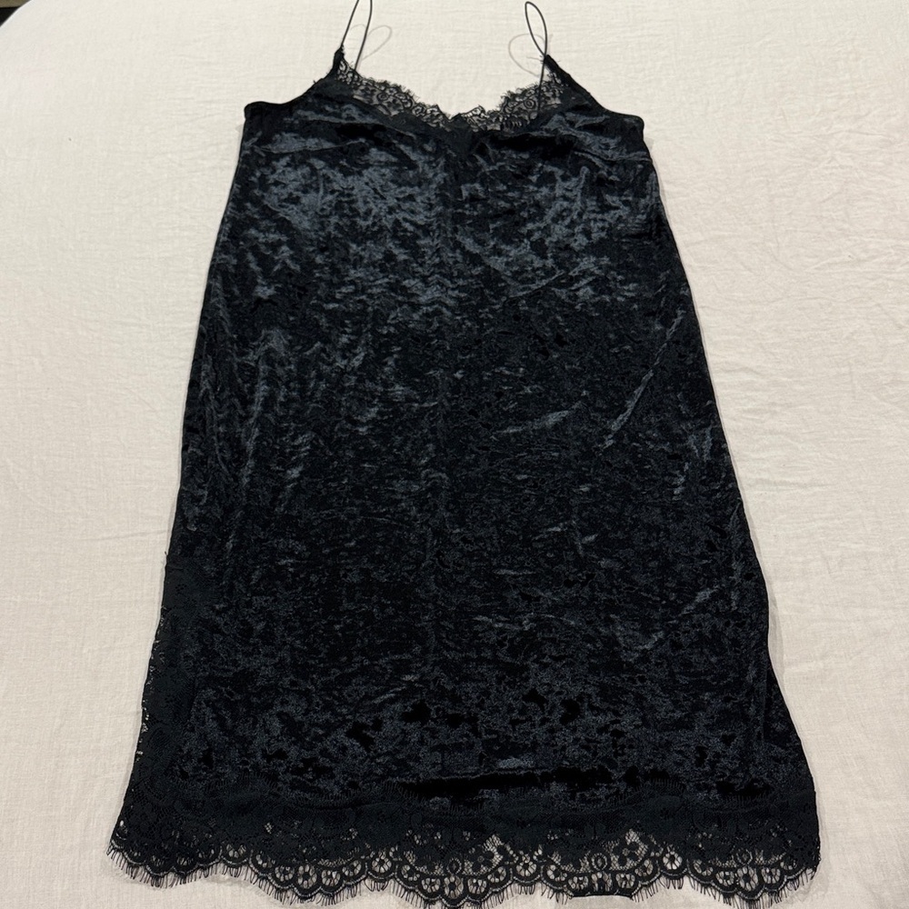 H&M Charcoal Lace Detail Top